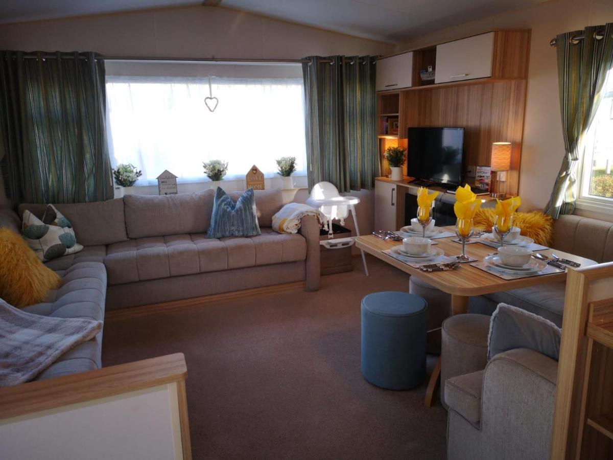 Hot Tub Hols 61 Kingfisher Court Hotel Tattershall Buitenkant foto